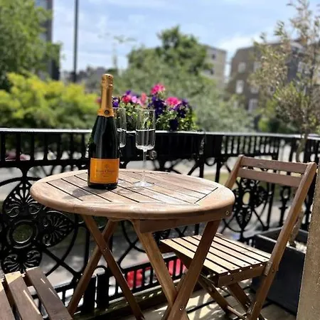Apartment 1 Bedroom Georgian Flat Clifton Village W/ Parking *